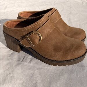 Eastland Tan Leather Mules